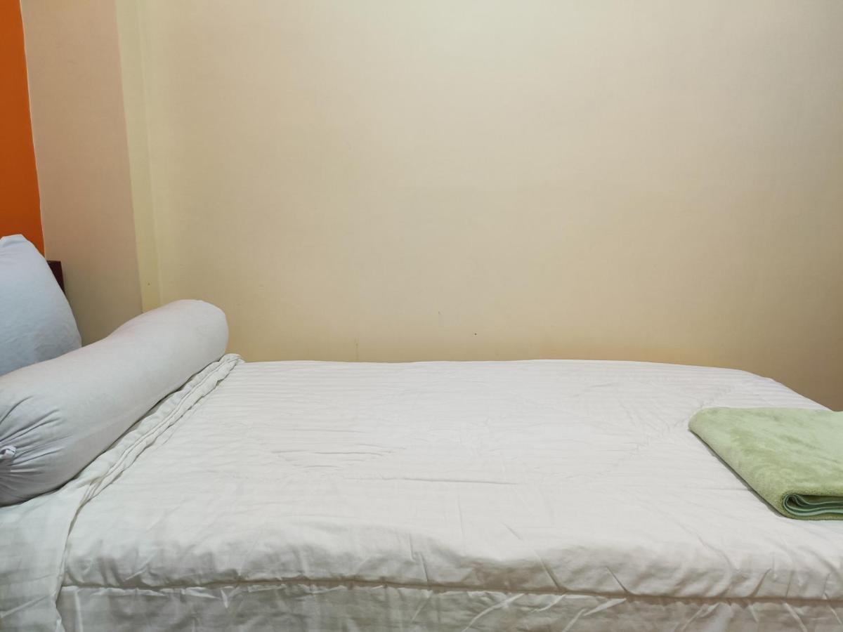 Balqies Homestay Syariah Makassar Mitra Reddoorz Bagian luar foto